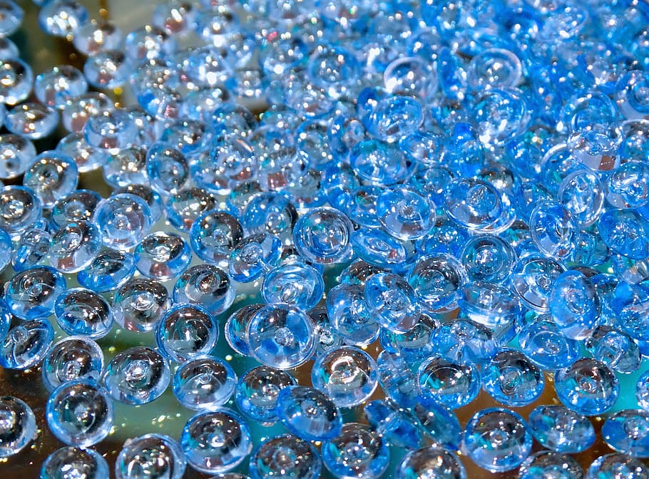 glass beads, beads, glass, plastic, glassy, transparent, bluish, shiny, blue, abundance