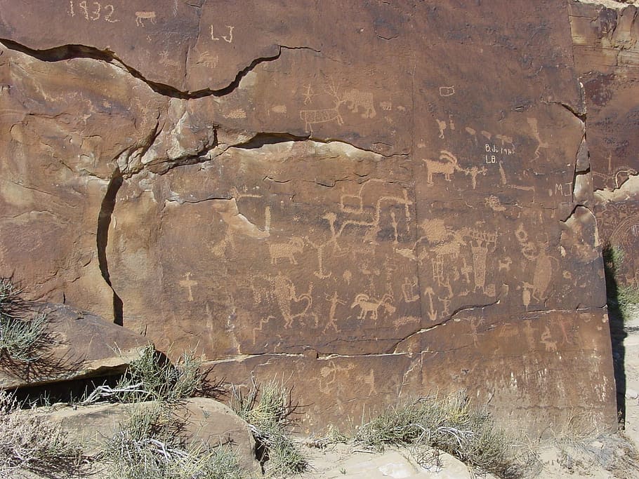 petroglyphs, nine-mile canyon, carbon county, utah, rock art, desert, day, architecture, rock, solid