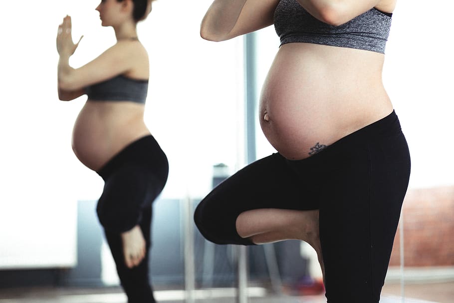 grávida, mulher, exercício, físico, condicionamento físico, saúde, espelho, estilos de vida, mulheres, roupas