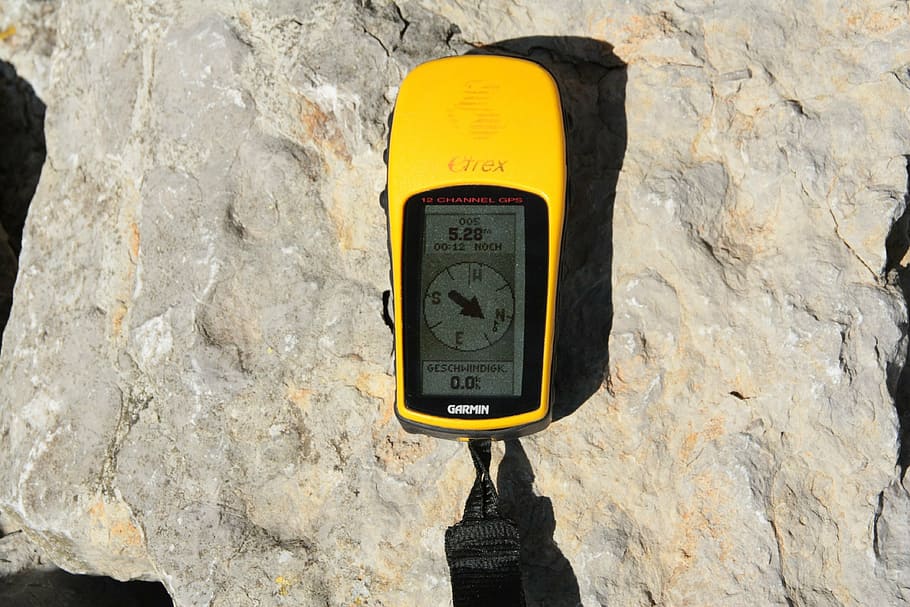 turned-on, yellow, black, digital, cordless, device, gps, geocaching, cache, search