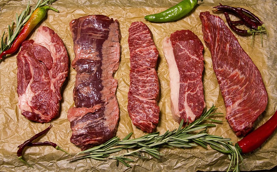 raw, meats, surrounded, chilis, meat, beef, food, steak, incision, delicious