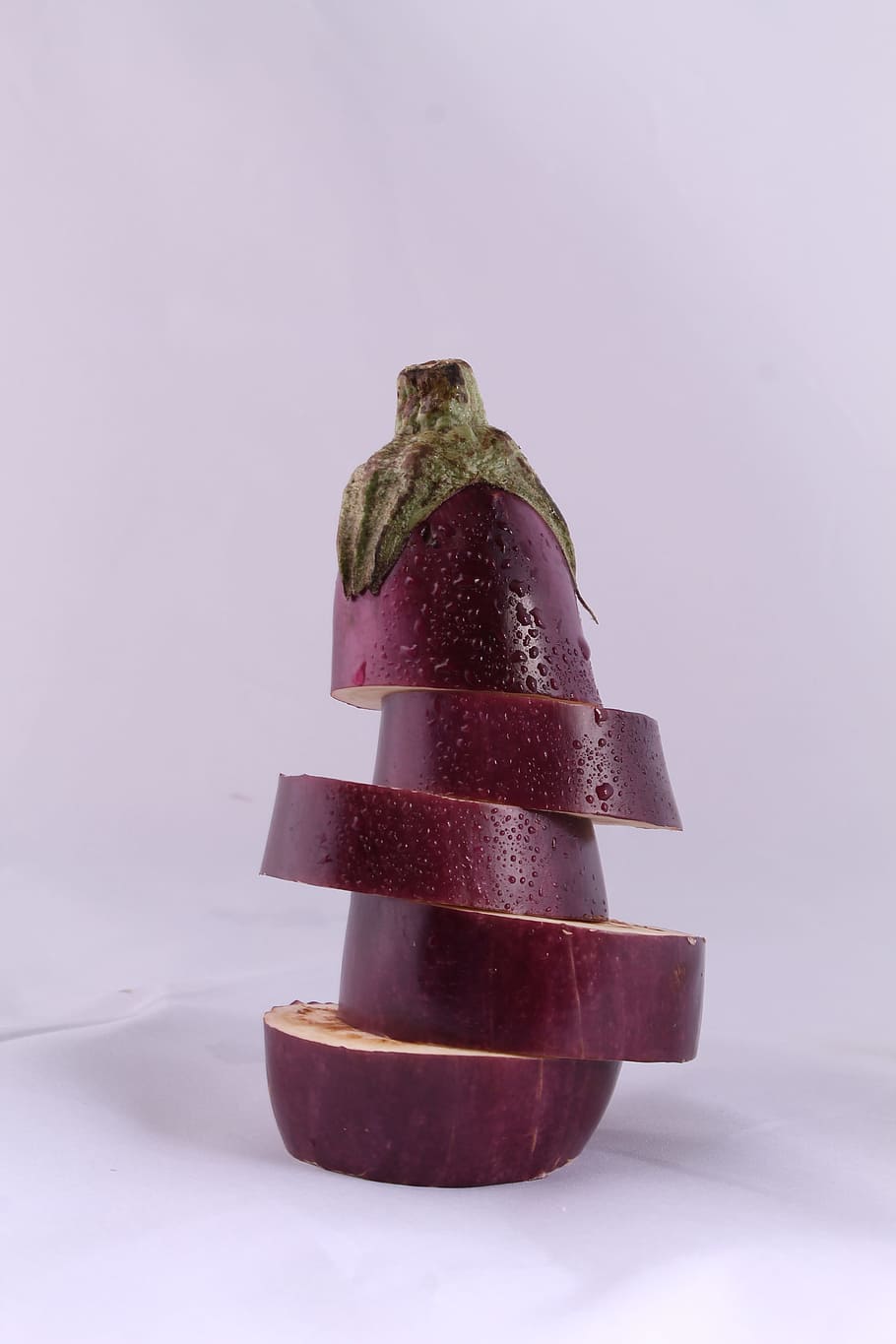 sliced eggplant, still life, eggplant, fruit, nutrition, purple, food, healthy, food and drink, indoors