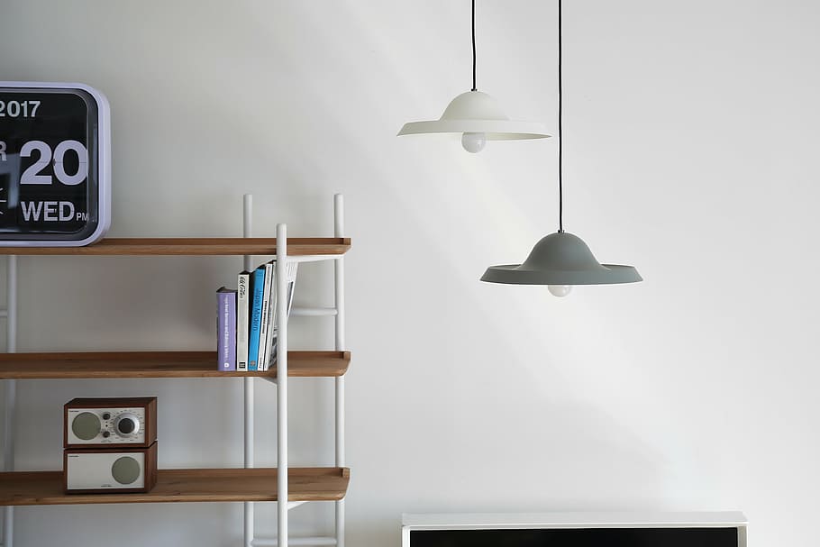 blanco, gris, colgantes, lámparas, marrón, de madera, estante, iluminación colgante, suma, lámparas de diseño