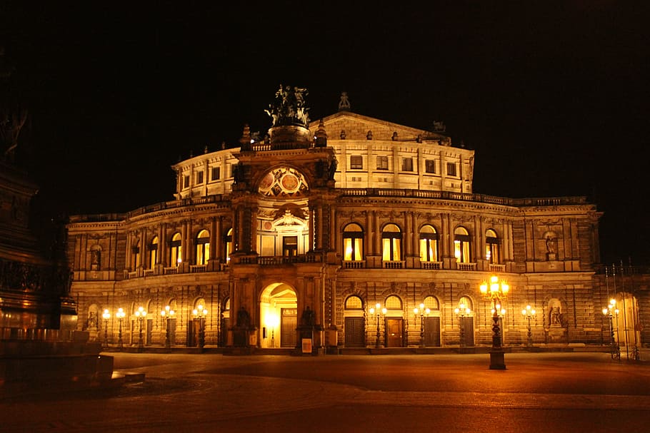 beige, edificio, noche, semper opera house, dresden, ópera, opera house, en la noche, radeberger, ciudad