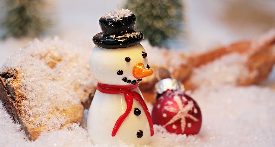 snowman figurine, white, surface, snow man, snow, winter, wintry, eismann, cold, greeting card