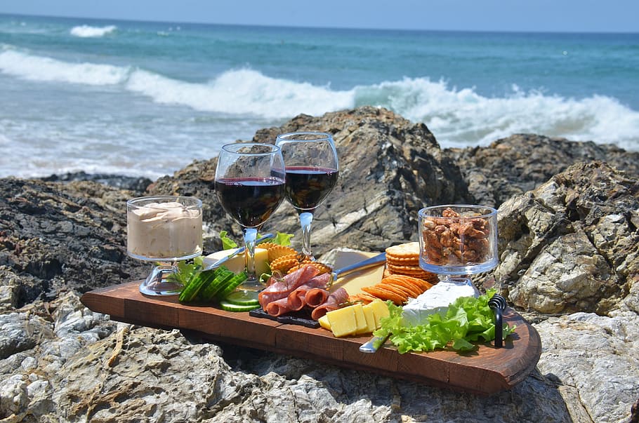 deesert, glass, wine, tray, cheese platter, food, waves, sea, beach, food and drink