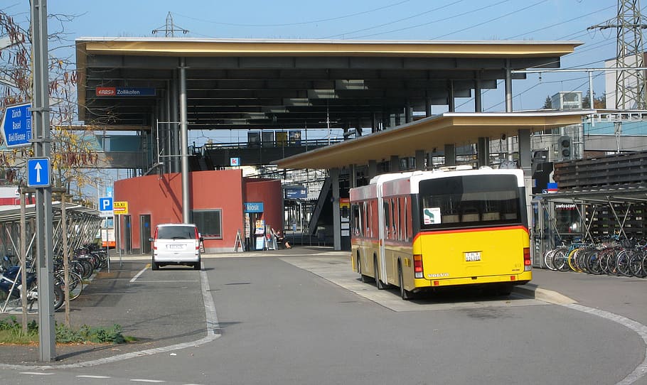zollikofen train station, Zollikofen, train station, Buses, Switzerland, photos, public domain, transportation, bus, mode of Transport