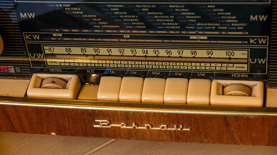brown home appliance, radio, vintage, old, tube radio, audio, technology, entertainment, classic, receiver