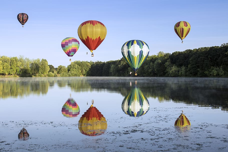 balon udara panas, warna-warni, langit, penerbangan, refleksi, air, danau, perjalanan, di luar ruangan, aktivitas