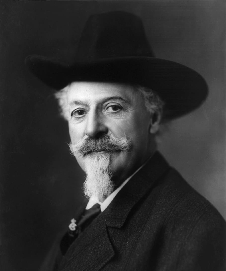 william cody, western, cowboy, performer, buffalo bill, old west, history, vintage, monochrome, black and white