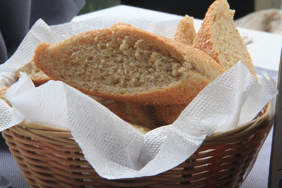 bread, mie, basket, food and drink, food, close-up, container, indoors, freshness, still life