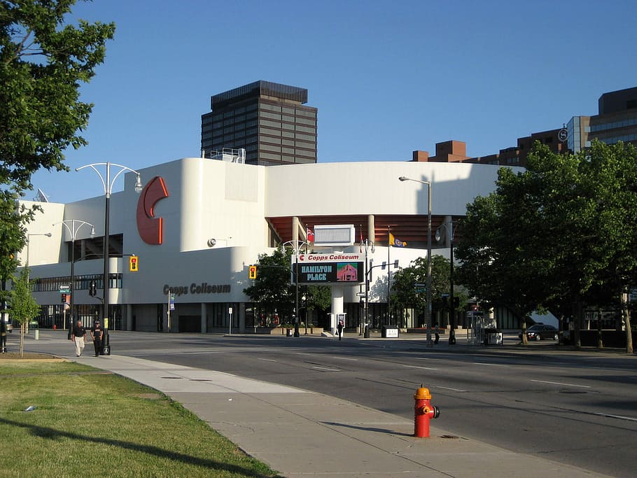 Copps Coliseum, Hamilton, Ontario, Canadá, edificios, coliseo, policías, fotos, dominio público, Exterior del edificio