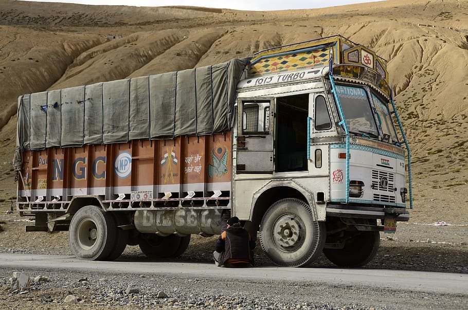 truck, india, vehicle, old, road, transportation, mode of transportation, land vehicle, day, motor vehicle