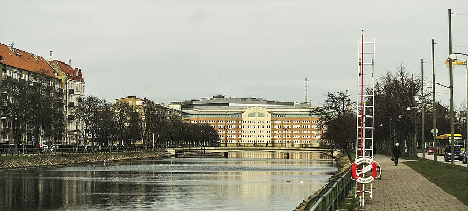 Malmö, Police Station, malmöstad, stadsfoto, stadsfotografi, photography, channel, architecture, urban Scene, bridge - Man Made Structure