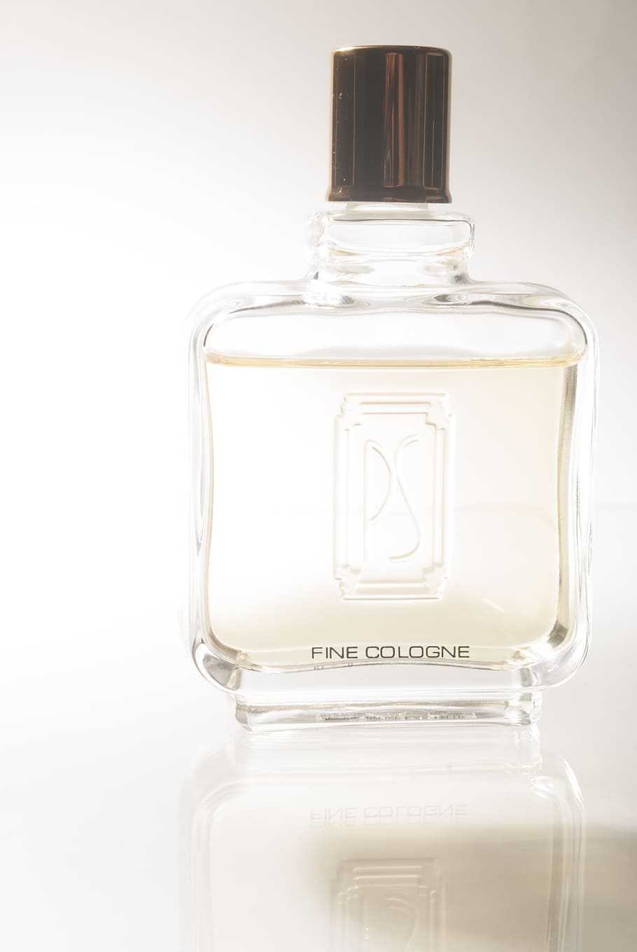 perfume, smells, con, fragrance, scent, perfume bottle, elegance, spray, fragrant, glass