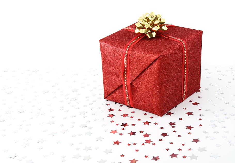 merah, kotak hadiah, putih, permukaan, hadiah, kotak, permukaan putih, ulang tahun, perayaan, natal