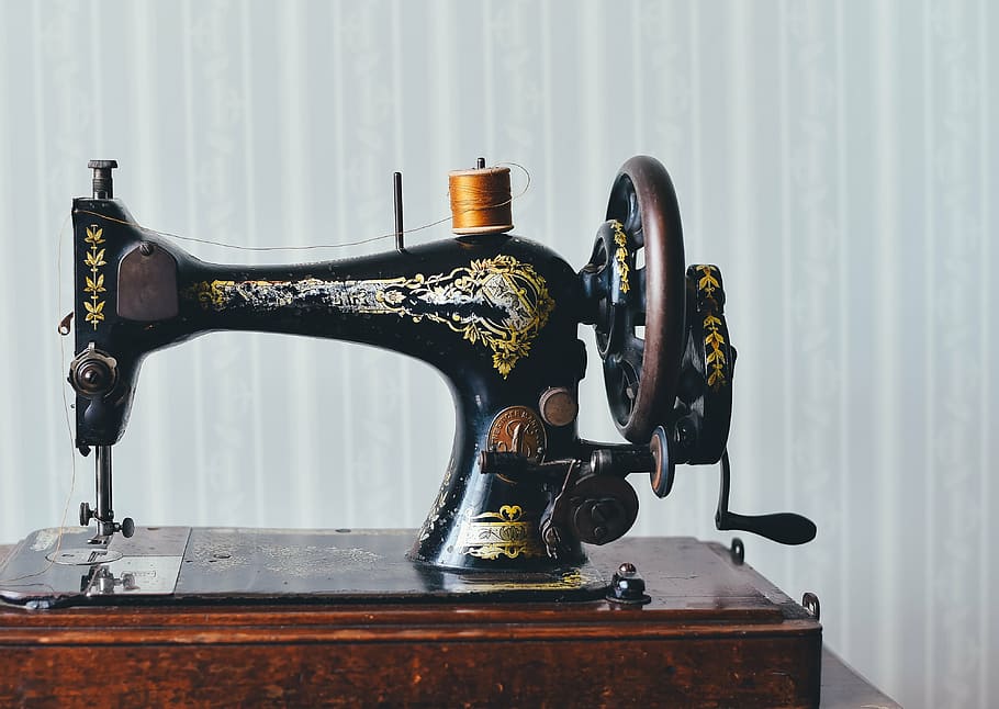 black sewing machine, brown, thread, sewing, machine, still, items, things, technology, vintage