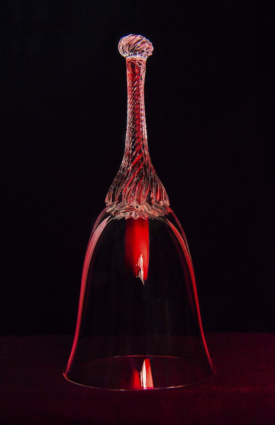 glass, red glass, wineglass, glassware, drink, crystal, red, black background, studio shot, indoors