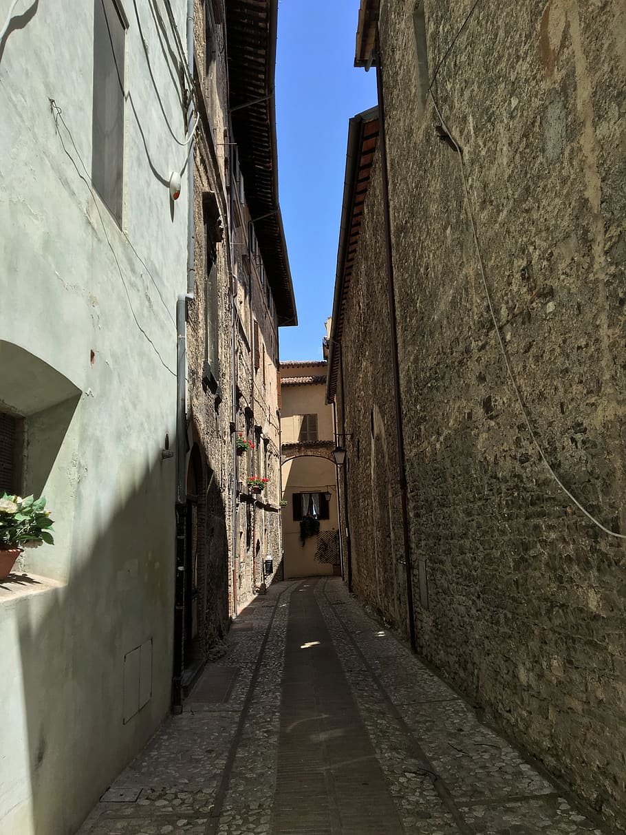 perugia, road, built structure, architecture, building exterior, direction, building, the way forward, city, alley