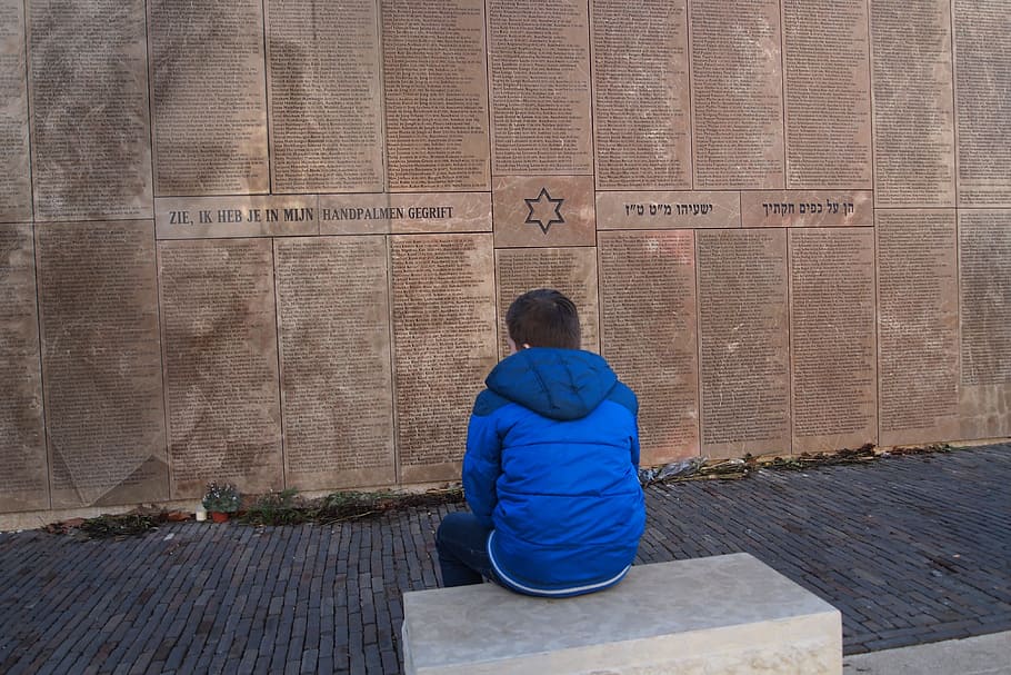 boy, blue, jacket, sitting, front, monument, jewish, second world war, commemorate, remembrance
