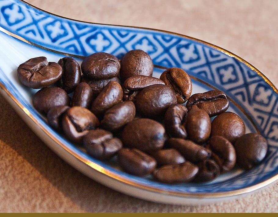 kopi, kopi biji-bijian, biji kopi, kopi panggang, arabika, robusta, berbagai kopi, kopi segar, kafein, kesenangan