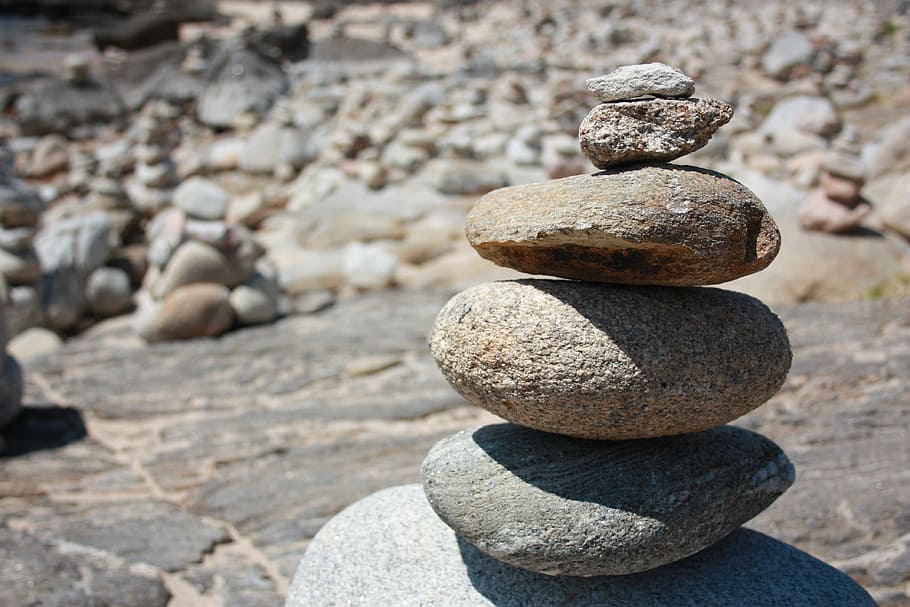 rock balancing art work, stones, wishes, granite, way of st james, balance, pyramid, solid, rock, stack