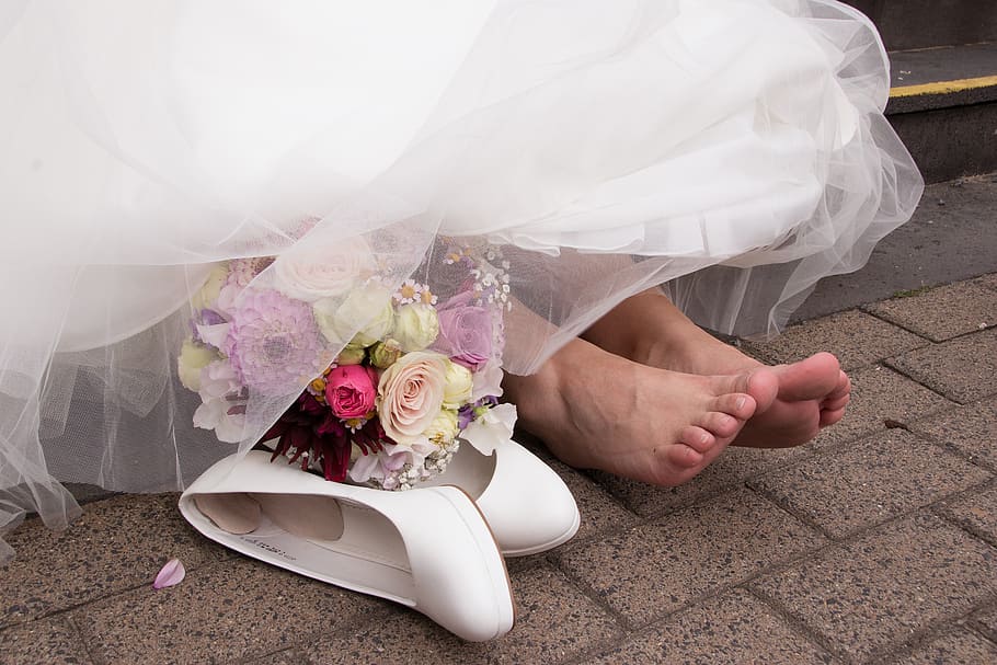 wedding, feet, shoes, bride, shoe, dress, wedding shoes, marry, newlywed, wedding dress