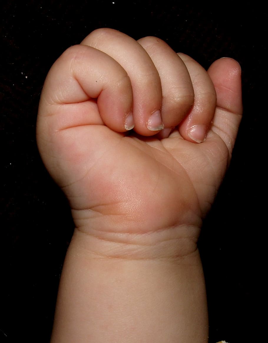 Hand, Faust, baby, human Hand, black Background, human Finger, close-up, people, human body part, physical injury