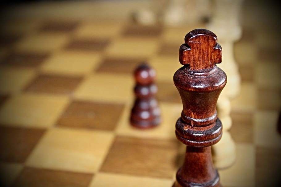 chess, wood, old, chess board, chess pieces, chess game, strategy, win, runners, lose