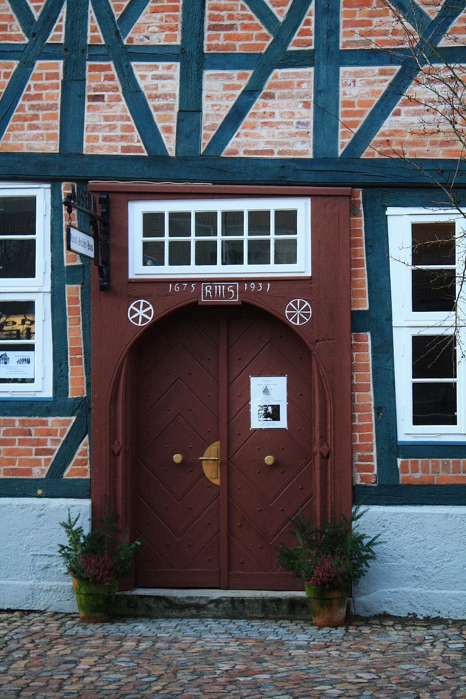 door, input, old, fachwerkhaus, lower saxony, house entrance, hinged door, wood, built structure, architecture