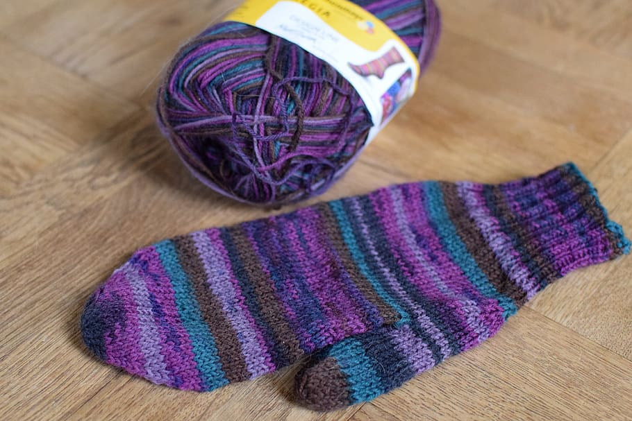 mittens, mitten, hot, winter, autumn, knitted, indoors, art and craft, wool, purple