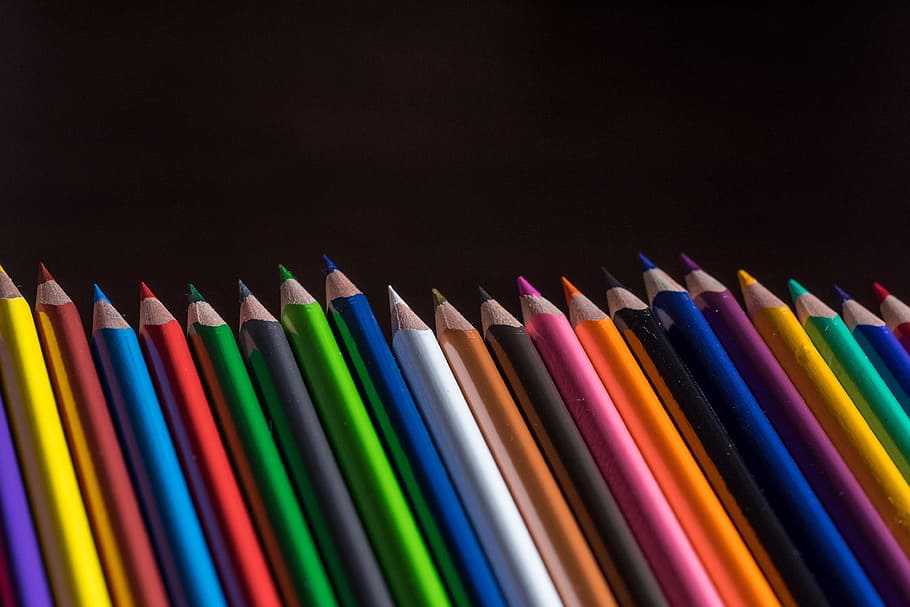 Lápices de colores, de madera, clavijas, bolígrafos, clavijas de madera, colorido, color, pintura, escuela, dibujo