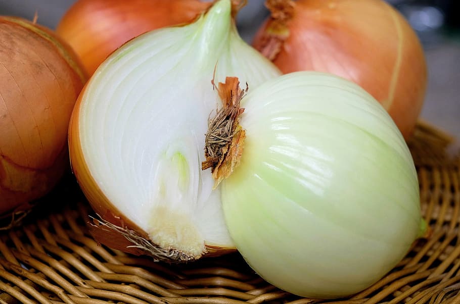 four, brown, onion bulbs, onion, half, raw, food, close, vegetable, garlic