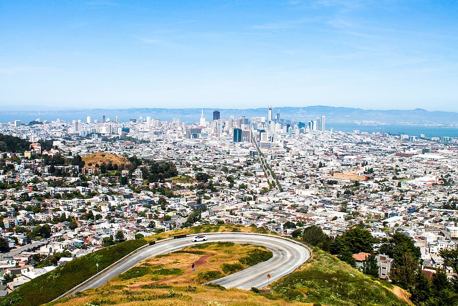 tween peaks, sf, サンフランシスコ, カリフォルニア, 建物の外観, 都市, 建築, 構築された構造, 都市の景観, 交通