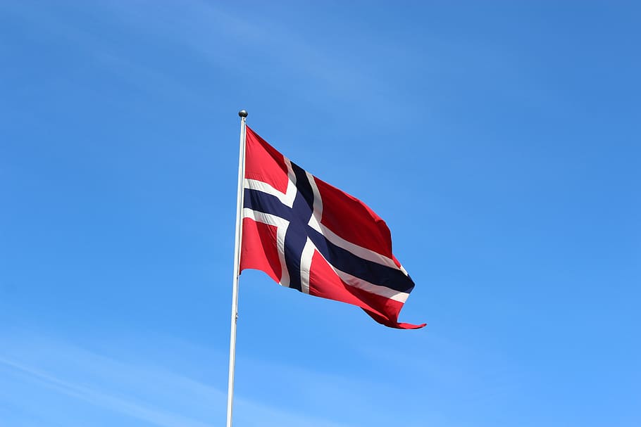 bendera, angin, patriotisme, dom, langit, norwegia, bergen, merah, lingkungan Hidup, tampilan sudut rendah