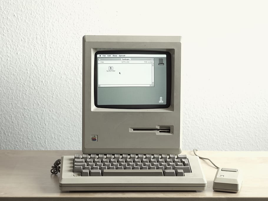 gray, computer setup, table, macintosh, computer, technology, oldschool, vintage, retro, mouse