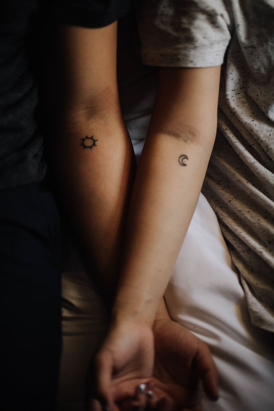 pasangan, cinta, orang, pria, wanita, tangan, tato, bintang, bulan, manis