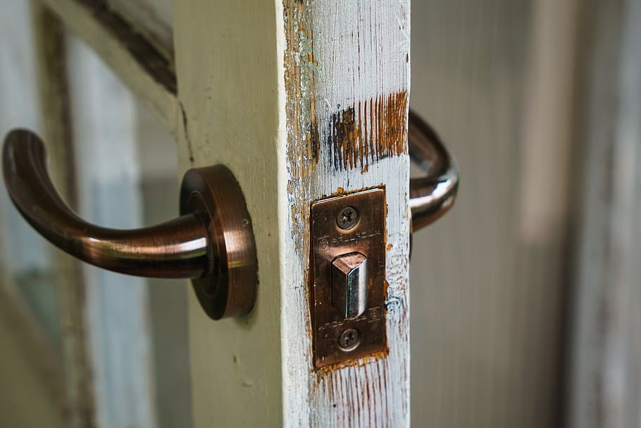 door, castle, openly, locking, metal, wooden door, old, rusty, rust, locks