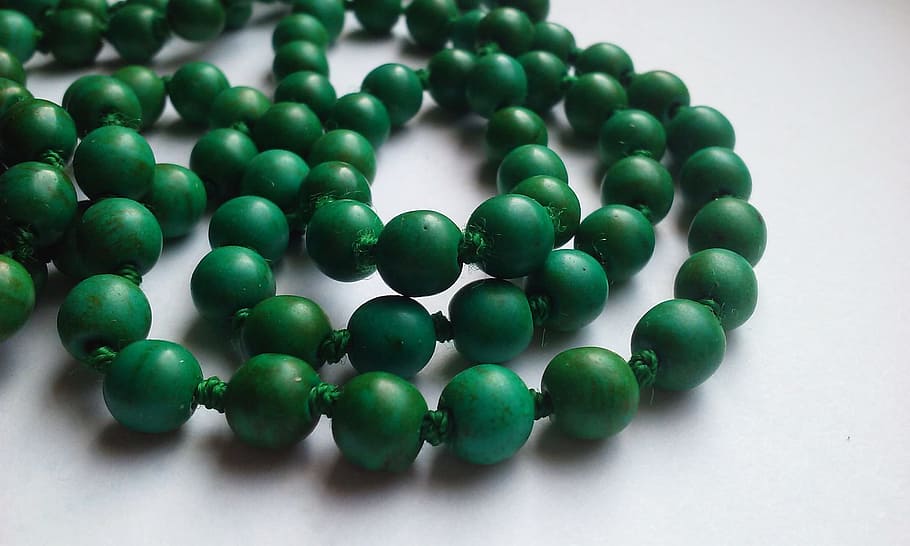 beaded green accessory, Necklace, Jewelry, Accessory, green, dark, string, strand, beads, stone