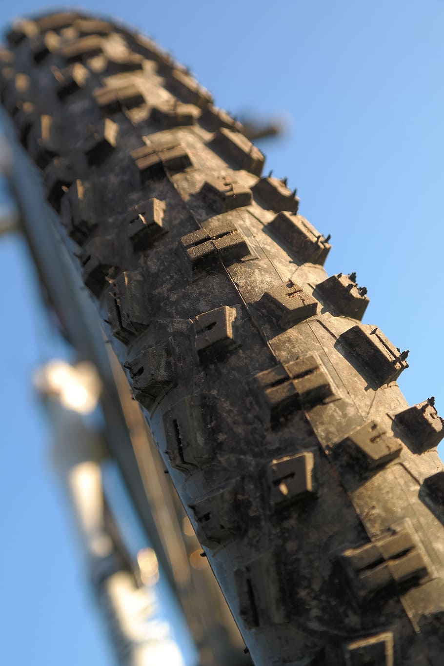 bicycle tire close-up photography, bicycle tires, mature, tunnel, bike, mountain bike, profile, close, macro, schwalbe nobby nic