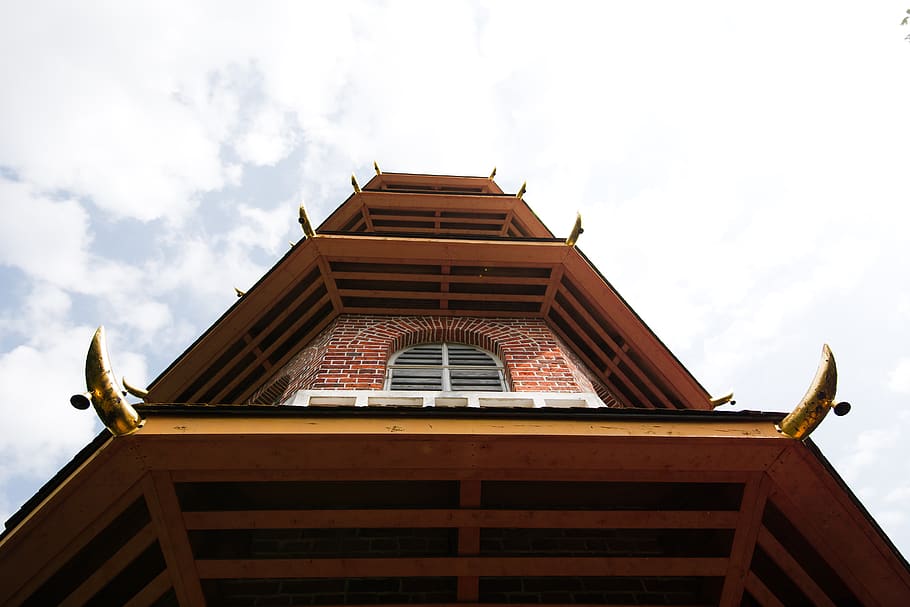 roof, architecture, wood, sky, building, house, window, religion, expression, traditionally