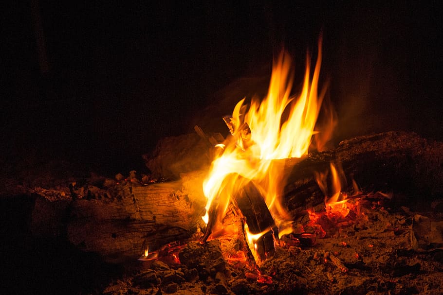 campfire, lighting, fire, fire - Natural Phenomenon, flame, heat - Temperature, burning, firewood, fireplace, bonfire