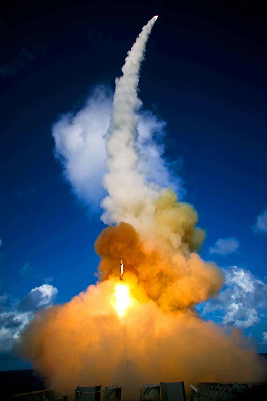 rocket, flying, smoke, ship to air, blast off, fire, flames, outside, outdoor, sky