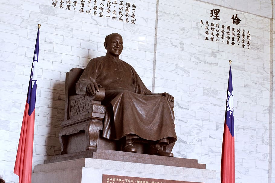 Asia, Taiwán, edificio, sala conmemorativa de Chiang Kai-shek, estatua, arte y artesanía, representación humana, escultura, creatividad, semejanza masculina