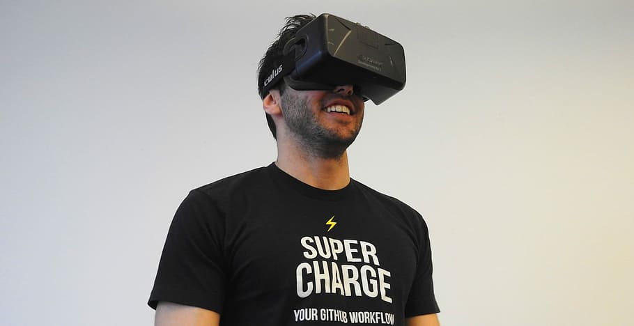 homem, vestindo, fone de ouvido vr, Realidade virtual, Oculus, Tecnologia, realidade, fone de ouvido, entretenimento, futurista