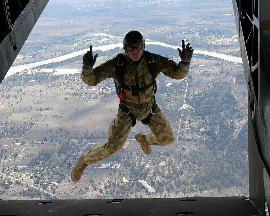 Skydiver, Parachuting, Free Fall, fall, parachute, jumping, parachutist, skydiving, military, adult