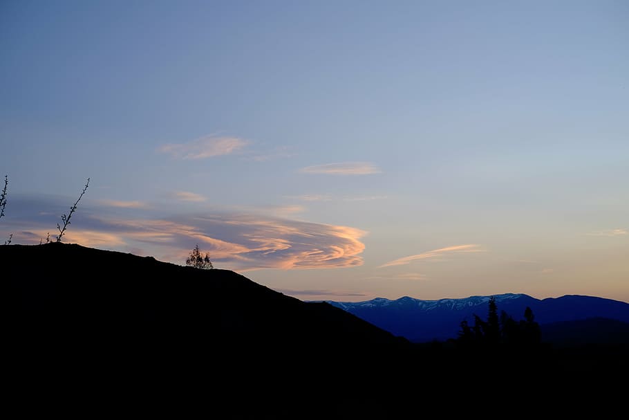 silhoutte, mountain, daytime, nature, mountains, sky, clouds, silhouette, sunset, landscape