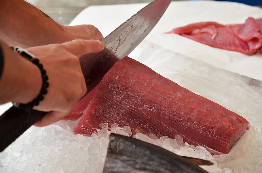 tuna, fish market, fish, fishing, food, delicacy, raw, food and drink, human hand, kitchen knife