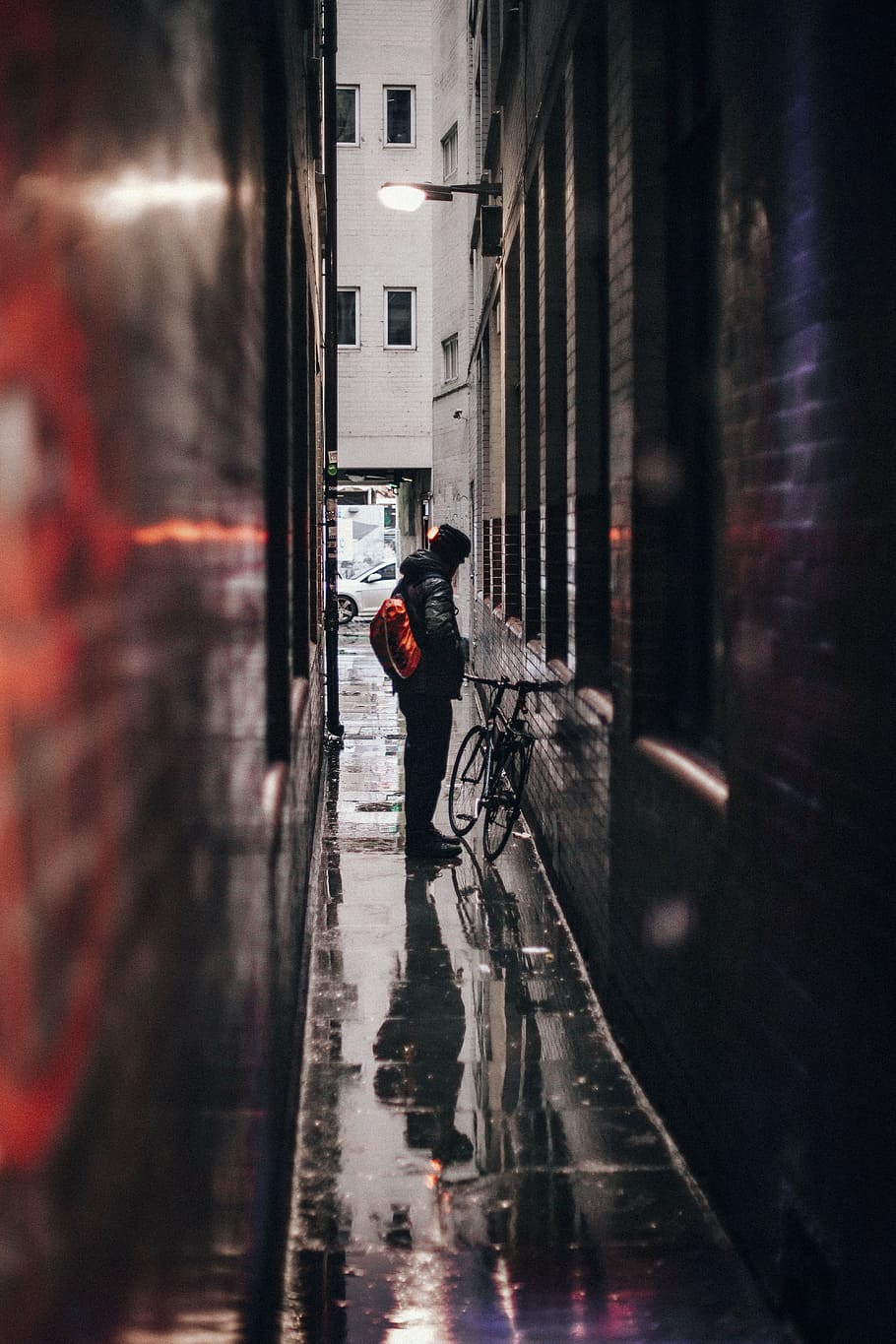 shallow, focus photography, man, standing, bike, people, alone, alley, sad, rain