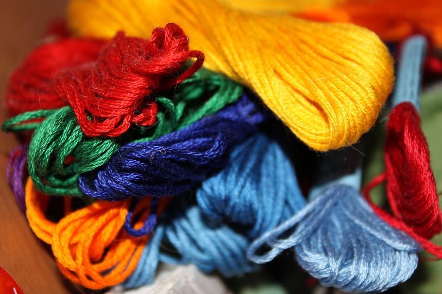 benang aneka warna, fotografi close-up, benang, pelangi, benang berwarna, benang-makro, wol, multi-warna, tekstil, close-up